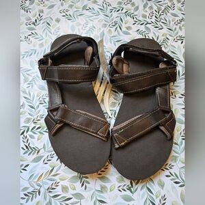 NEW with Tags: Men's Richie Flip Flop Sandals by Goodfellow & Co